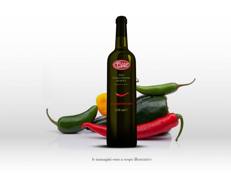 250ml - Olio di Oliva aromatizzato al Peperoncino